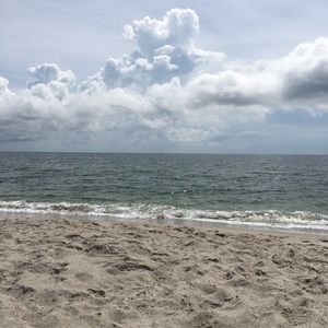 Meet your Posher, Suzanne